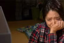 Nhận nuôi con giúp em gái bao năm, để rồi nhận lời tàn nhẫn