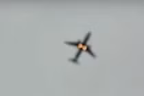 Video khoảnh khắc máy bay quân sự Trung Quốc bốc cháy trước khi rơi 