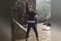 Video: Mải mê thể hiện sống ảo nhận ngay cái kết "cay đắng"