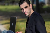 Sửng sốt với tài năng của trùm hacker nhỏ tuổi nhất thế giới