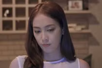 Phát hiện việc chồng lén lút làm ngay trước đám cưới