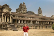 MC nổi tiếng chia sẻ kinh nghiệm phượt Campuchia chỉ với 250 USD