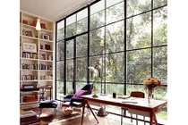 Nhà nhỏ đẹp "không góc chết" nhờ lắp đặt cửa sổ kính