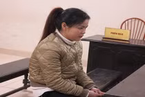 Trộm cắp 6.000 USD của người tình ngoại quốc