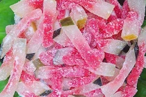 Mứt dưa hấu lạ miệng, ngọt thanh ngon khó cưỡng