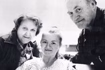 Bị đóng băng -30 độ, thiếu nữ bất ngờ "rã đông" và hồi sinh kỳ diệu