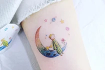 12 mẫu hình xăm màu nước tinh tế và sống động hớp hồn chị em