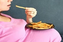 Video: Không muốn hại con, mẹ bầu tránh xa những thực phẩm này