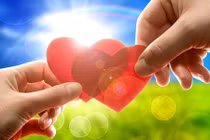 Không muốn thành búp bê trong tủ kính của chồng