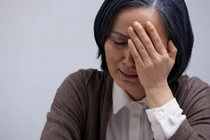 Sai con trói bố vào cột, người mẹ nhận quả đắng