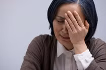 Sai con trói bố vào cột, người mẹ nhận quả đắng