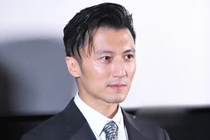 Cuộc đời nổi loạn của Tạ Đình Phong