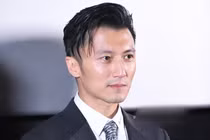 Cuộc đời nổi loạn của Tạ Đình Phong