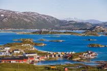 Nơi mặt trời không lặn suốt 2 tháng, đảo nghịch lý thuyết về thời gian