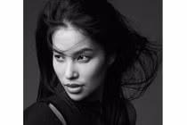 Phạm Hương khoe mặt mộc khiến nhiều người ngỡ ngàng 