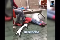 Video: Kết đắng khi các ông bố nhận nhiệm vụ trông con