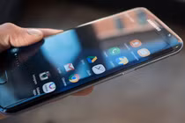 Video: Bí quyết giúp bạn tiết kiệm tiền triệu khi chọn mua smartphone