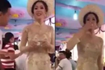 Video: Cô dâu uống rượu nhận phong bì cực "bá đạo"