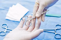 Video: Thực hư bác sĩ tự cắt ruột thừa cho chính mình