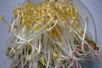 Tinh mắt nhận biết 4 thực phẩm bẩn nhất được bán đầy chợ