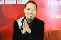 Vượng Râu thừa nhận dùng cảnh nóng trong hài Tết để “câu” người xem