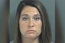 Nữ huấn luyện viên Mỹ bị bắt vì quan hệ với học sinh