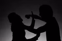 Xót xa phiên tòa con gái khóc nấc xin giảm hình phạt cho bố