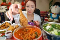 Nắng mưa thì mặc nắng mưa, ngồi cười và ăn kiếm trăm triệu/tháng