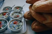 Bánh mì xíu mại Dì Hồng: Đậm đà mà giản dị giữa Đà Lạt suốt 30 năm