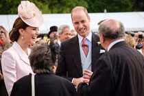 Hoàng tử William dùng điều này chứng minh ngoại tình chỉ là tin đồn