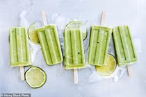 Nguyên nhân bất ngờ bé bỏng khắp miệng sau khi ăn kem chanh