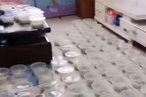 Con gái tự ý đặt 100 tô mì, phụ huynh có cách xử lý tuyệt vời