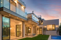 Bên trong biệt thự 10,5 triệu USD của con trai David Beckham