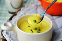 Bé 1 tuổi mất mạng sau khi ăn trứng hấp vì sai lầm của mẹ