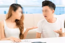 Chàng trai mua ly nước 22 ngàn cũng bắt bạn gái trả lại tiền