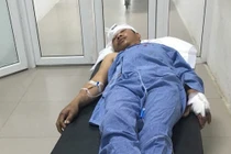 Vụ chém trọng thương hàng xóm bị tâm thần: Kinh hãi lời kể của người cha