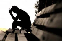 Ám ảnh quá khứ và những người đàn ông của vợ