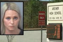 Cô giáo Mỹ bị bắt giữ vì nhiều lần quan hệ với học sinh 17 tuổi