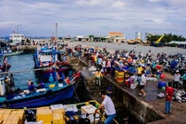 Ở nơi trai gái yêu nhau... về chung sống, không có khái niệm đám cưới