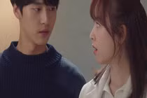 Thẳng tay đuổi giúp việc vì ghen tuông, vợ bàng hoàng khi đọc thư