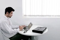 Sửng sốt khi thấy người yêu con trai đưa về ra mắt