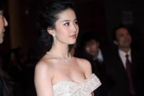 Bức ảnh cũ bị đào lại của Lưu Diệc Phi được cư dân mạng chú ý