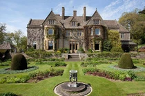 Ngỡ ngàng biệt thự siêu sang hơn 700 tỷ đồng của David Beckham