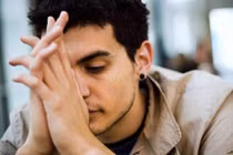 Phút điếng lòng khi chợt nhận ra vợ sắp cưới là cave