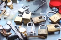 Video: Bắt giữ siêu trộm phá được mọi loại khóa