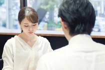 Vợ làm ầm ĩ chỉ vì chiếc thùng rác khiến chồng tức tối bỏ đi