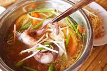 Video: Nhận biết nồi nước lẩu có hóa chất