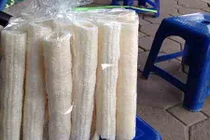 Tranh cãi "nảy lửa" vì tên gọi của món ăn vặt vô cùng quen thuộc