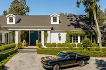 Khám phá bên trong biệt thự đắt đỏ của siêu mẫu Cara Delevingne