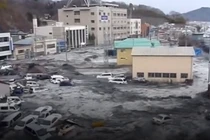 Video: "Vạn Lý Trường Thành" có khiến người Nhật an lòng trước thảm họa sóng thần?